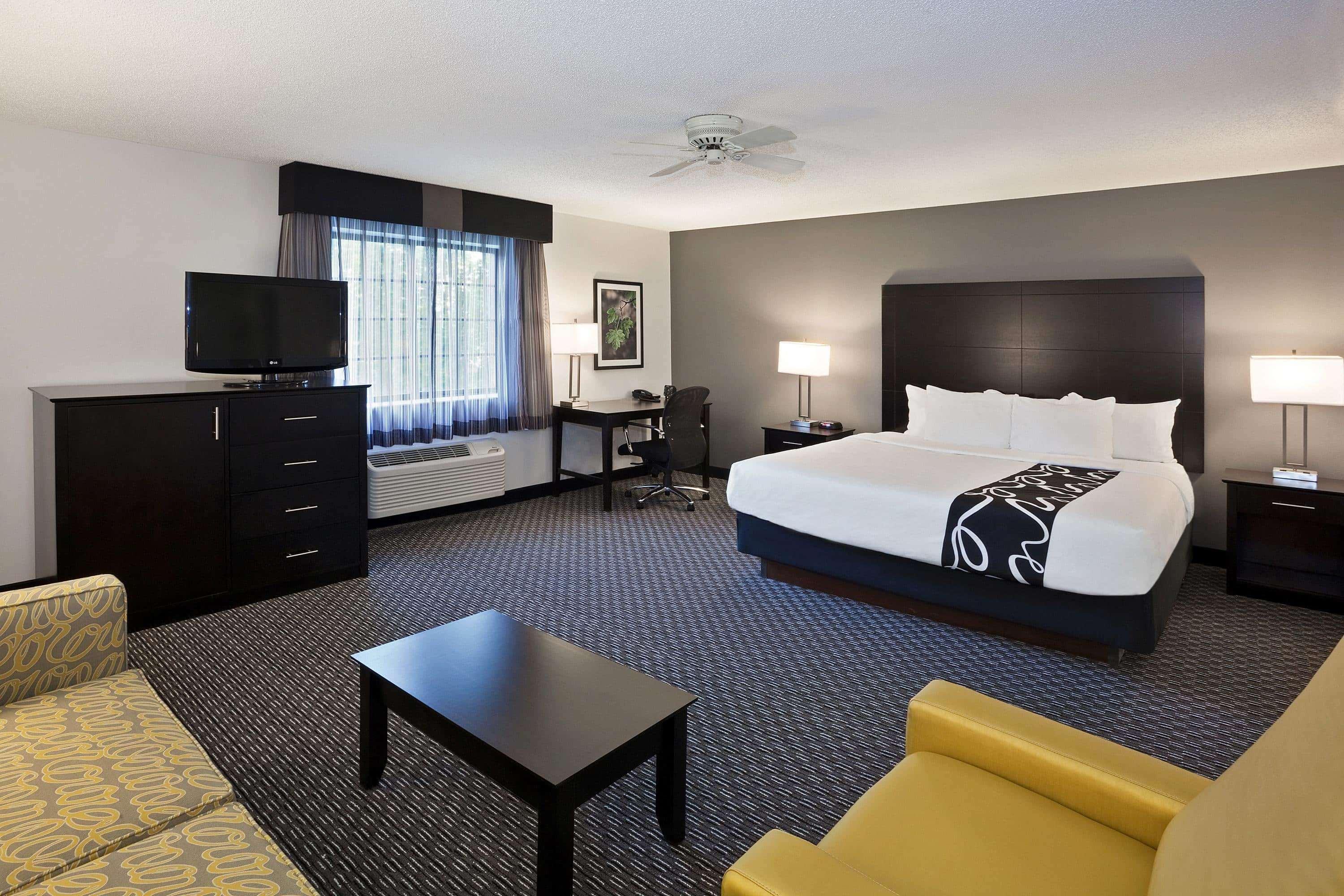 La Quinta By Wyndham Cleveland