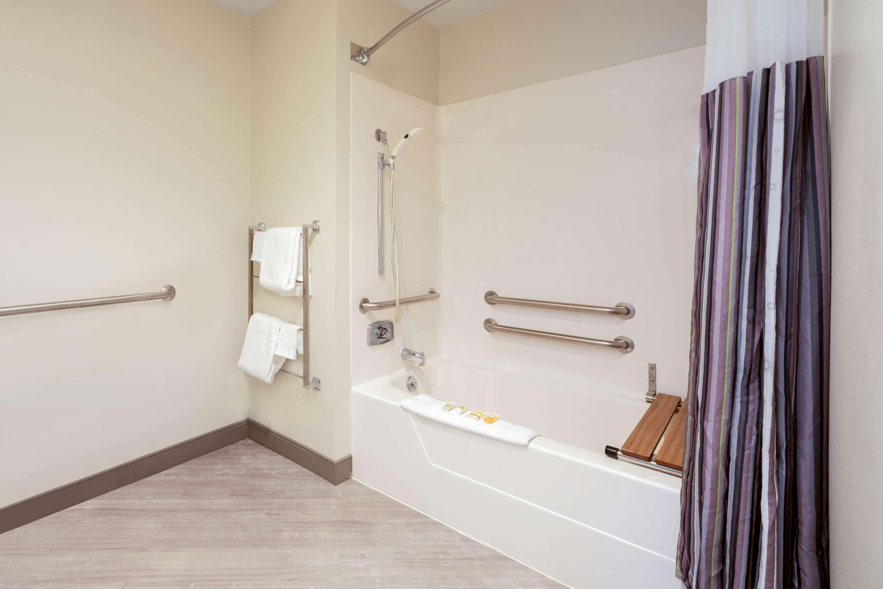 La Quinta By Wyndham Cleveland