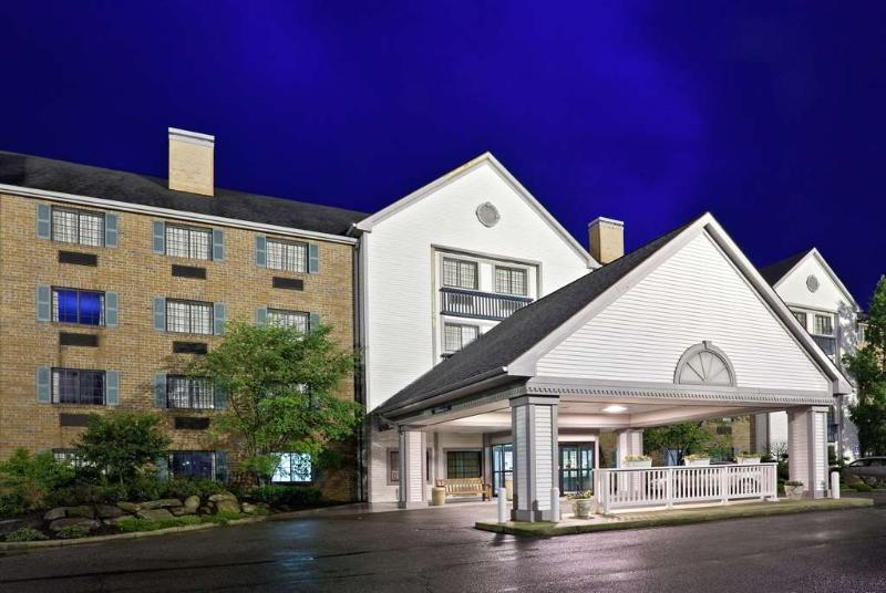 La Quinta By Wyndham Cleveland Hotel 3*